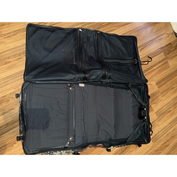 VTG Atlantic Suitcase Tapestry Green Floral Wheeled Rolling Wardrobe Rare USA - Picture 14 of 16